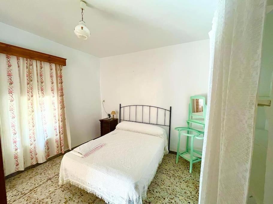 Casa Bejar, Tranquila Casa Con Chimenea, Patios, Junto A La Piscina Villa Canete la Real Luaran gambar