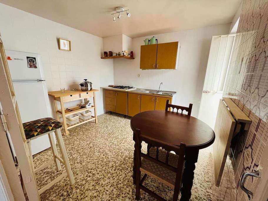 Casa Bejar, Tranquila Casa Con Chimenea, Patios, Junto A La Piscina Villa Canete la Real Luaran gambar